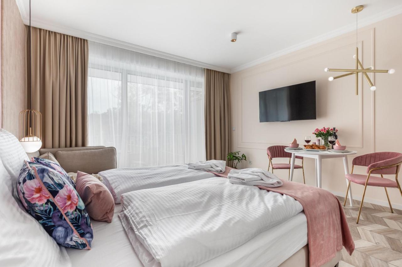 Golden Line Apartments Świnoujście Buitenkant foto